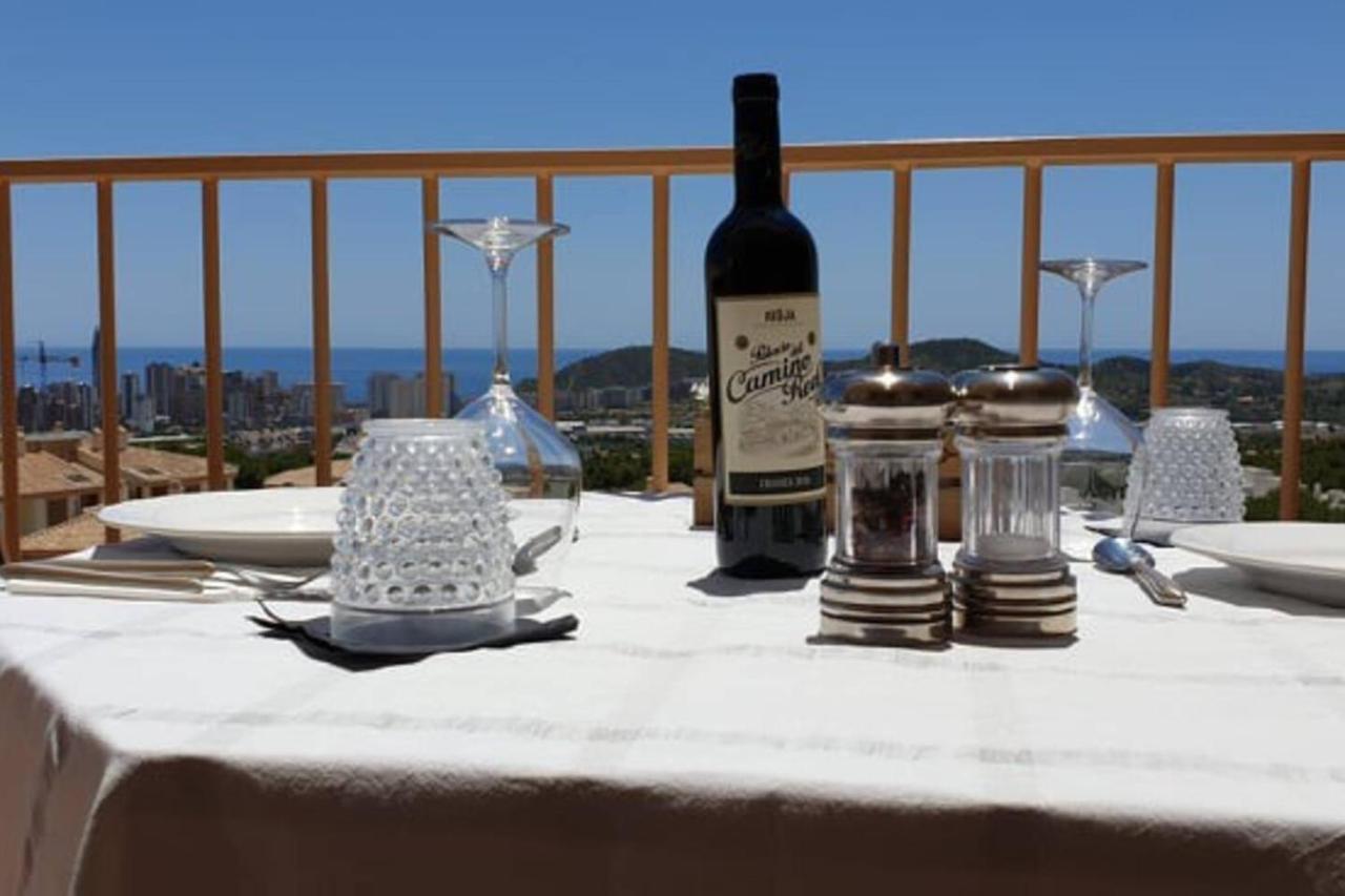2 Bed Penthouse Apartment - Sea Views - Sleeps 4 Finestrat Dış mekan fotoğraf