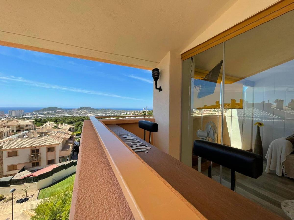 2 Bed Penthouse Apartment - Sea Views - Sleeps 4 Finestrat Dış mekan fotoğraf