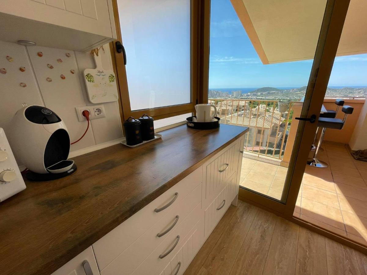 2 Bed Penthouse Apartment - Sea Views - Sleeps 4 Finestrat Dış mekan fotoğraf