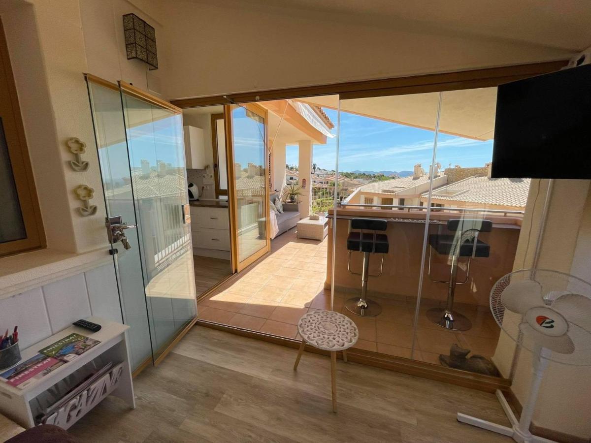 2 Bed Penthouse Apartment - Sea Views - Sleeps 4 Finestrat Dış mekan fotoğraf
