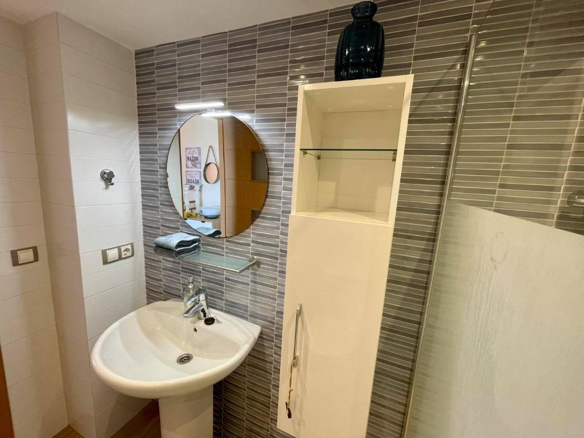 2 Bed Penthouse Apartment - Sea Views - Sleeps 4 Finestrat Dış mekan fotoğraf